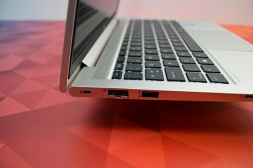 HP Probook 640 G8