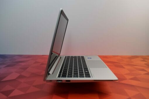 HP Elitebook 640 G8