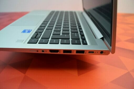 HP Probook 640 G8