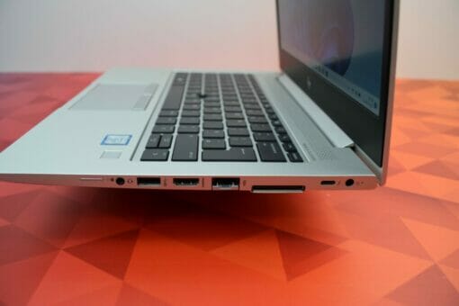 HP Elitebook 830 G6
