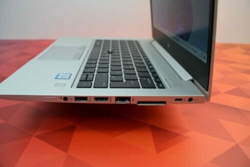 HP Elitebook 830 G6