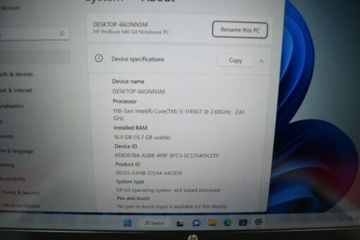 HP Elitebook 640 G8