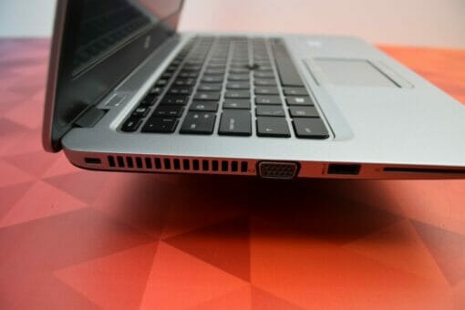 HP 820 G3 14" i5 6th Gen