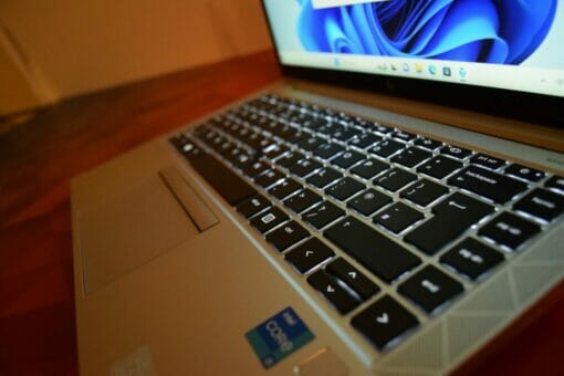 HP Elitebook 840 G8