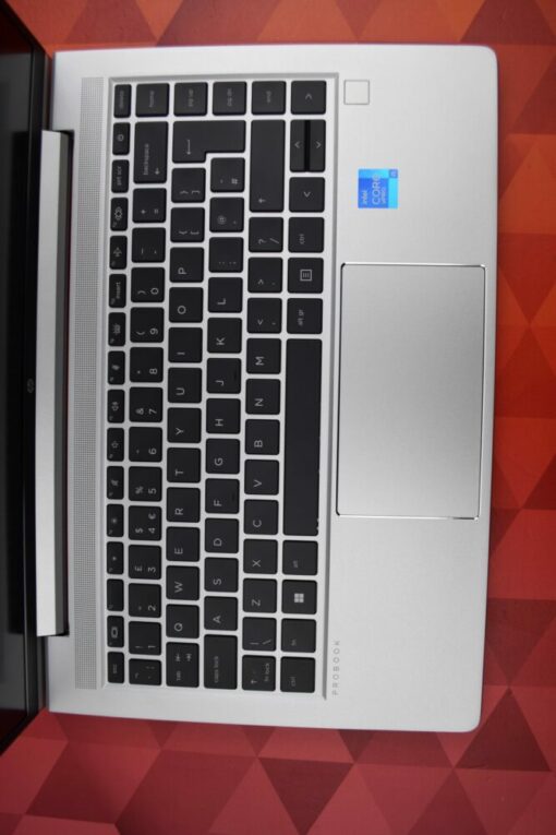 HP Elitebook 640 G8