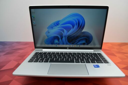 HP Elitebook 640 G8