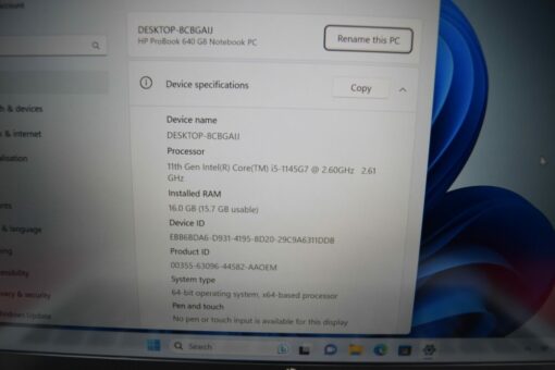 HP Elitebook 640 G8