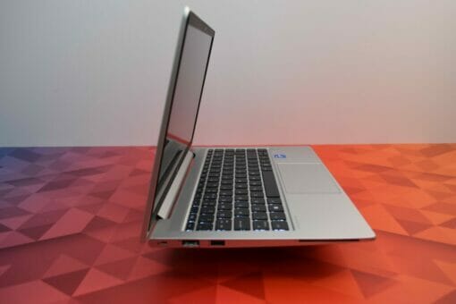 HP Elitebook 640 G8