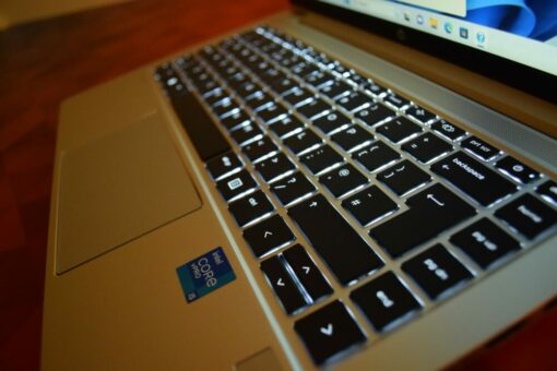 HP Elitebook 640 G8