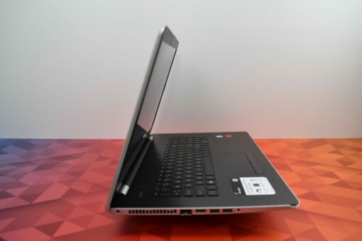 HP notebook 17 bs173cl 17.3" TOUCH i5 8th Gen