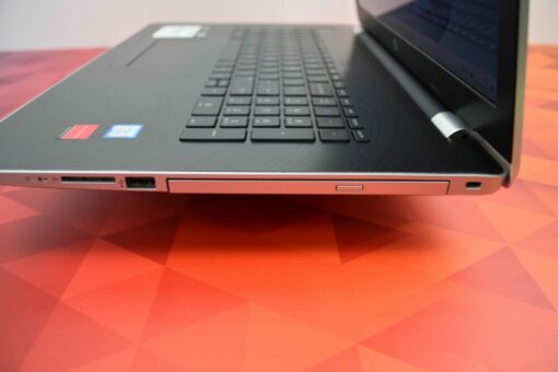 HP notebook 17 bs173cl 17.3" TOUCH i5 8th Gen
