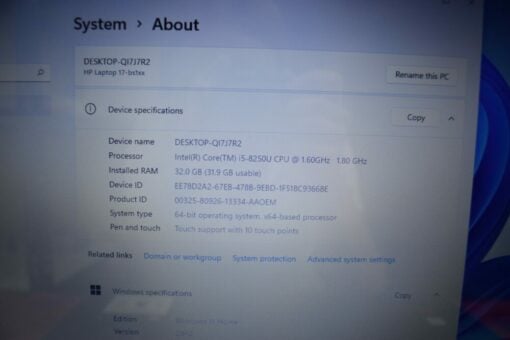 HP notebook 17 bs173cl 17.3" TOUCH i5 8th Gen