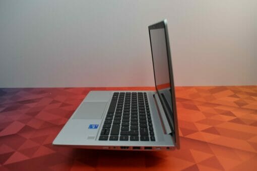 HP Probook 640 G8