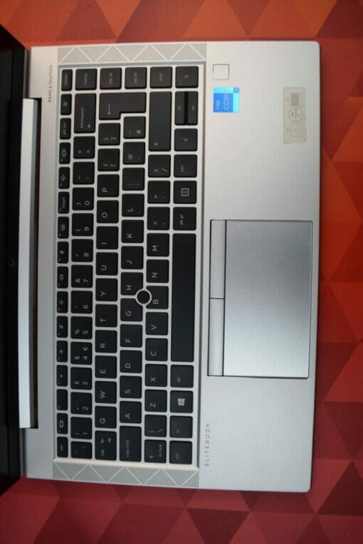 HP Elitebook 840 G8