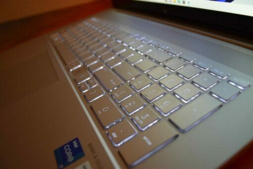 HP Envy 17m-ch0xxx 17.3" TOUCH i7 11th Gen
