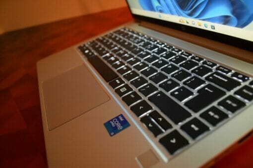 HP Elitebook 640 G8