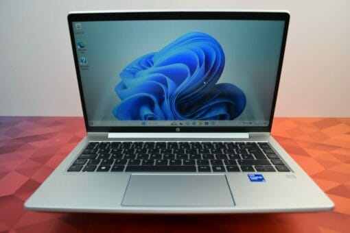 HP Elitebook 640 G8