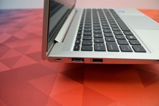 HP Probook 640 G8