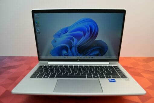 HP Elitebook 640 G8