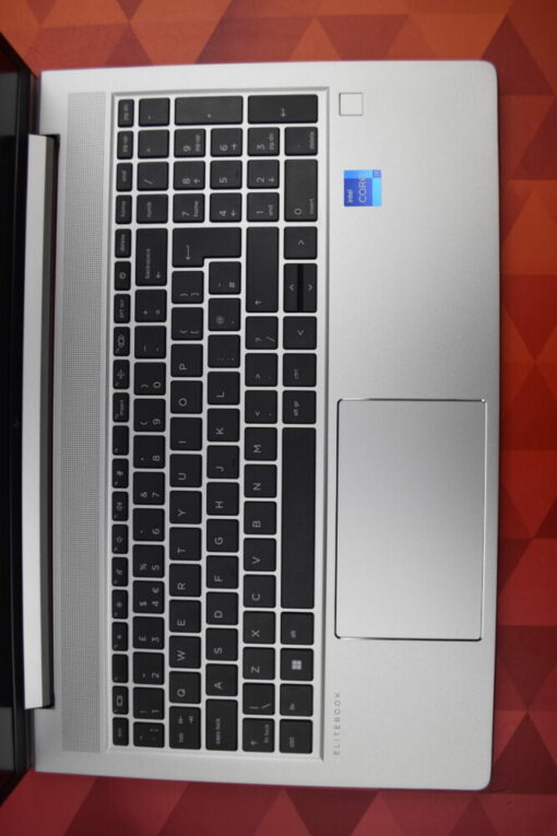 HP Elitebook 650 G9