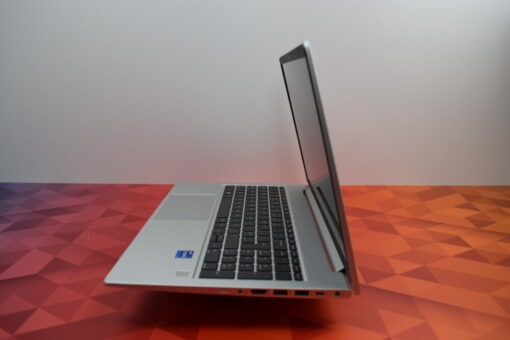 HP Elitebook 650 G9