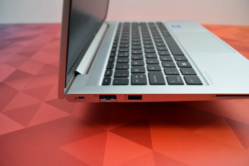 HP Probook 640 G8