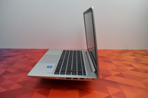 HP Probook 640 G8