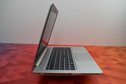 HP Elitebook 830 G6