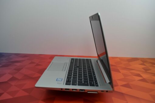HP Elitebook 830 G6