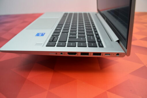 HP Probook 640 G8