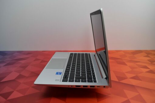 HP Elitebook 640 G8