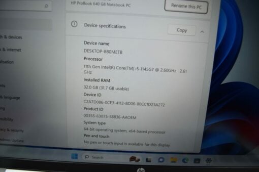 HP Elitebook 640 G8