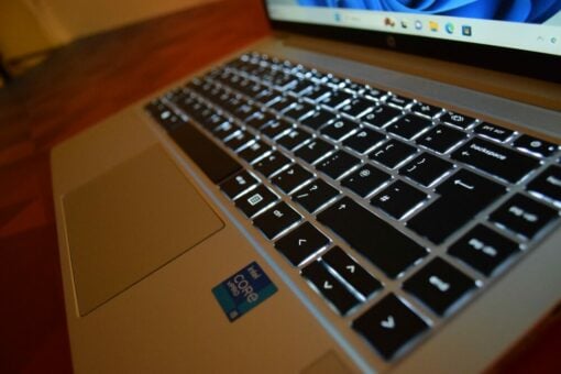 HP Elitebook 640 G8