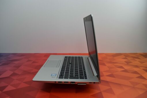 HP Elitebook 830 G6