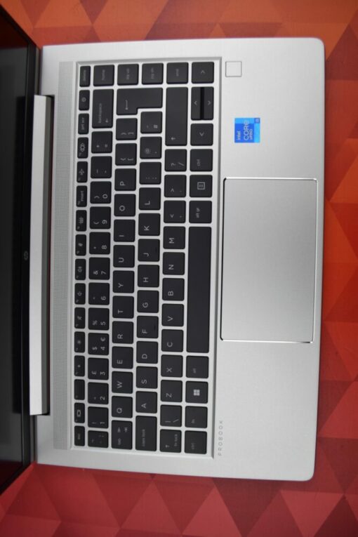 HP Elitebook 640 G8