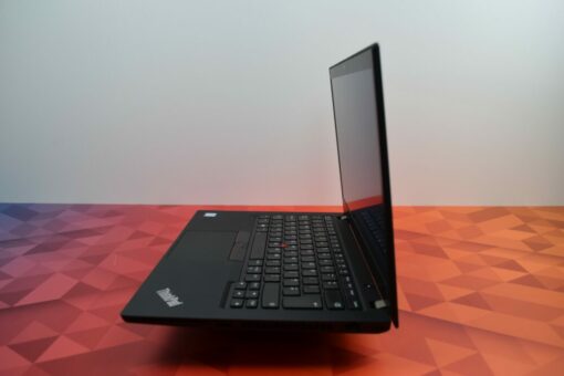 Lenovo ThinkPad T490S