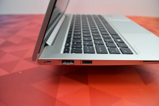 HP Elitebook 640 G8