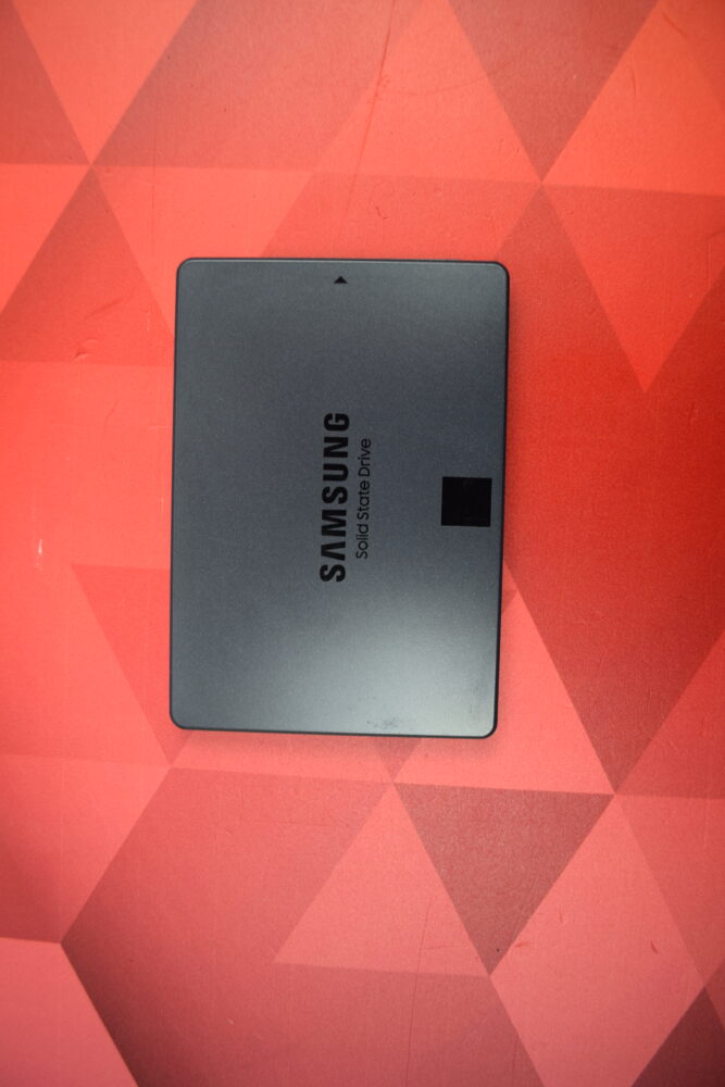 Samsung 970 sales evo sata