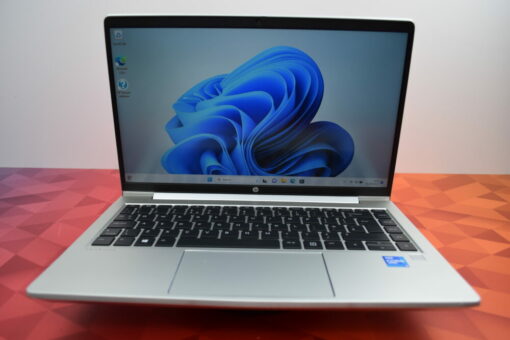 HP Elitebook 640 G8