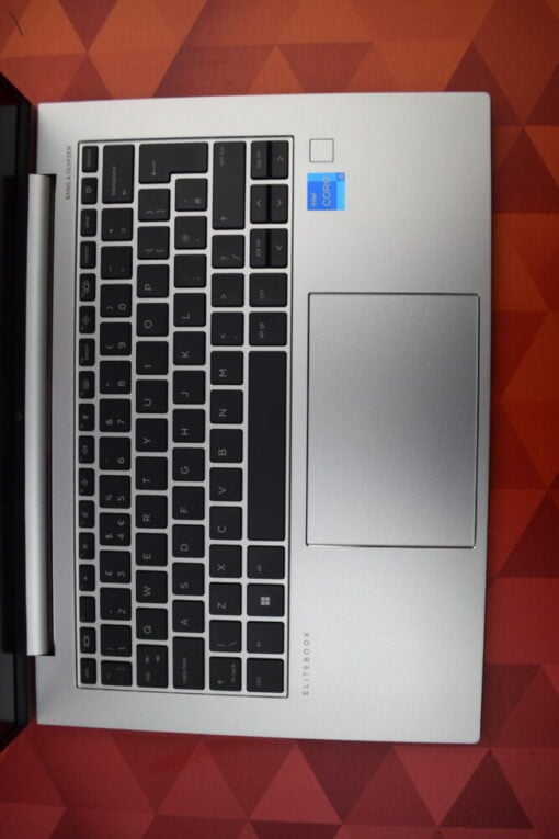 HP Elitebook 840 G9