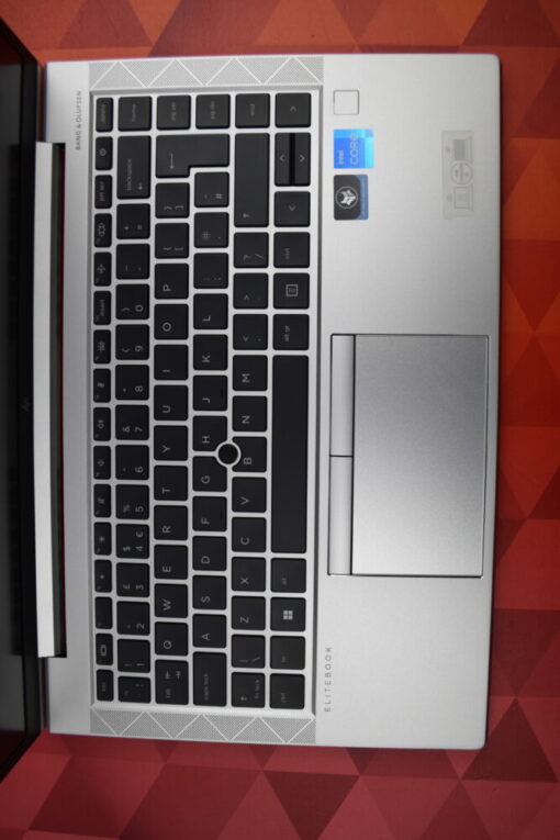 HP Elitebook 840 G8