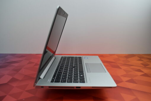 HP Elitebook 830 G6