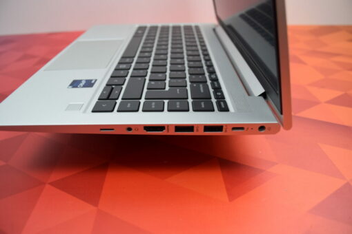 HP Probook 640 G9