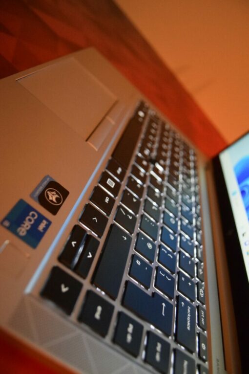 HP Elitebook 840 G8