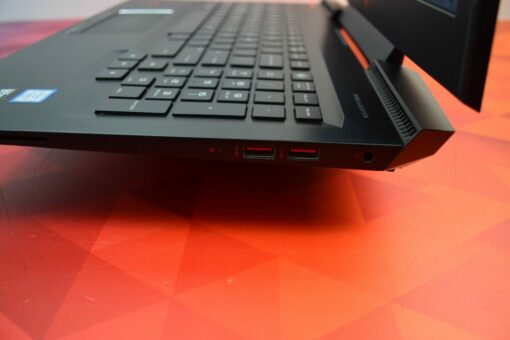 HP OMEN 17 15.6" i7 8th Gen RAM 48GB SSD 1TB 1TB HDD