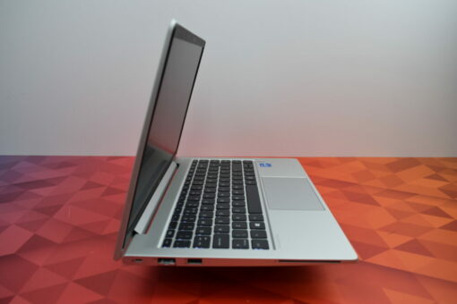 HP Elitebook 640 G8