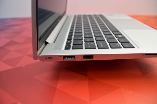 HP Elitebook 640 G8