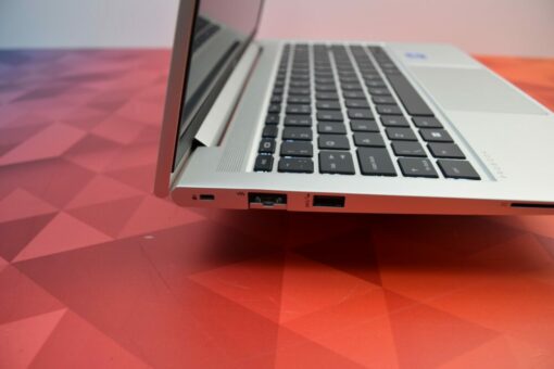 HP Probook 640 G8