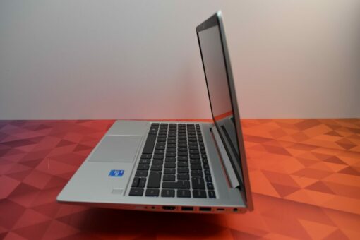 HP Probook 640 G8