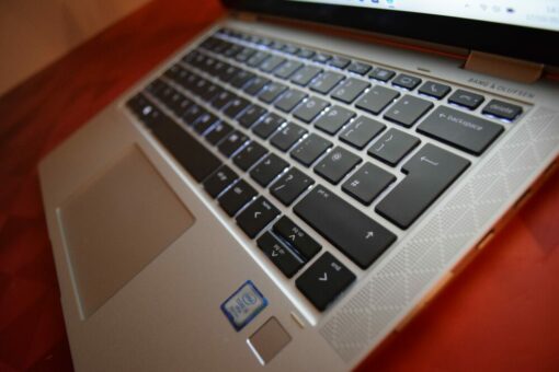 HP EliteBook x360 1030